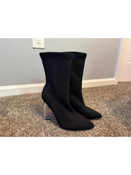 Cape Robbin Shoes - New Cape Robbin Bootie Women’s 7